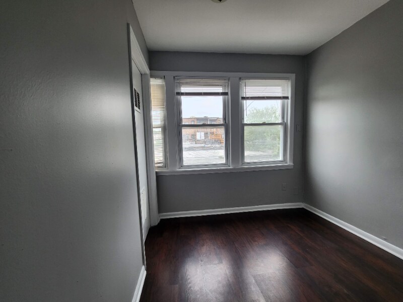 Building Photo - 8137 S Evans Ave