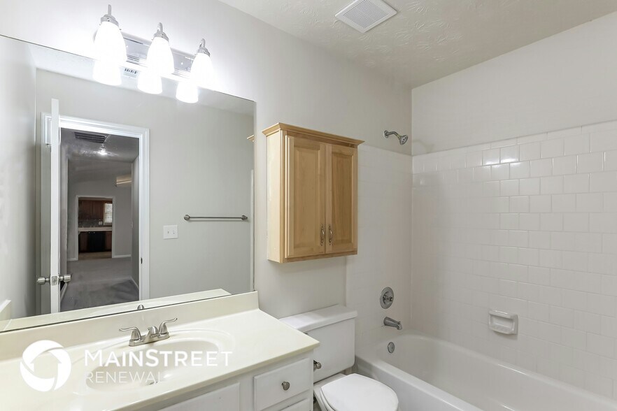 Building Photo - 3410 Poplar Ridge Dr