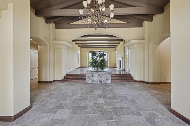 Building Photo - 431 Flores De Oro