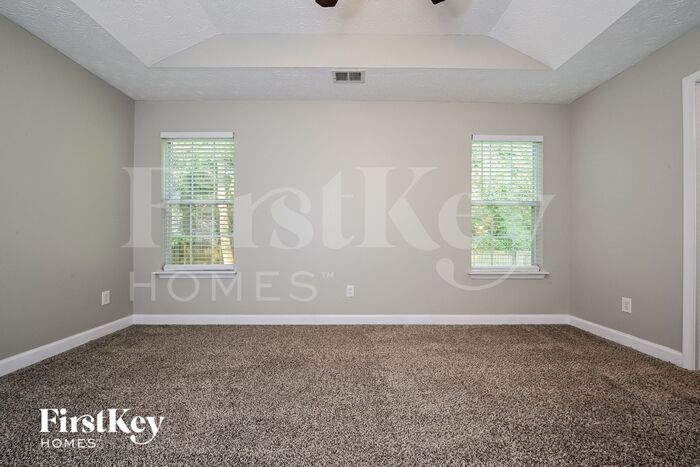 Building Photo - 104 Waters Edge Dr