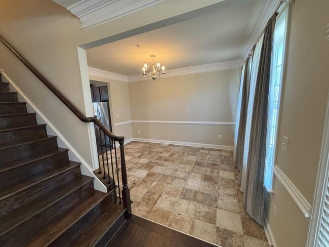 Building Photo - 6778 McCormick Dr