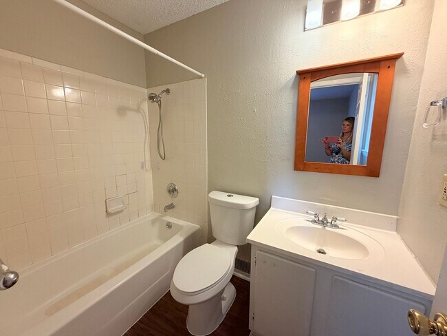 Building Photo - 12102 Arrowwood Dr