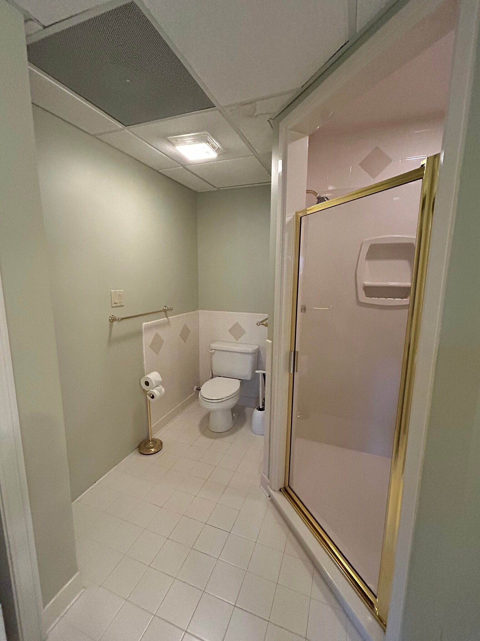 Building Photo - 68 Westwood Cir SW