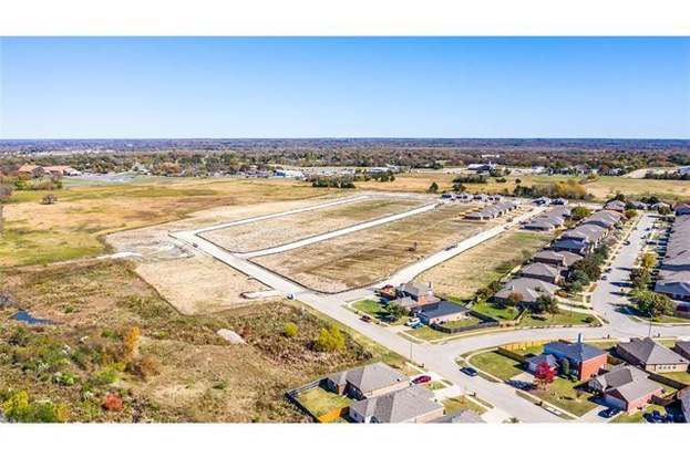 Building Photo - 1415 Warringwood Dr