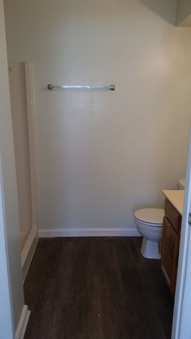 Building Photo - 214 Quietwood Dr