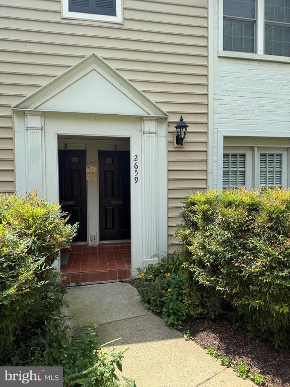 Primary Photo - 2659 S Walter Reed Dr