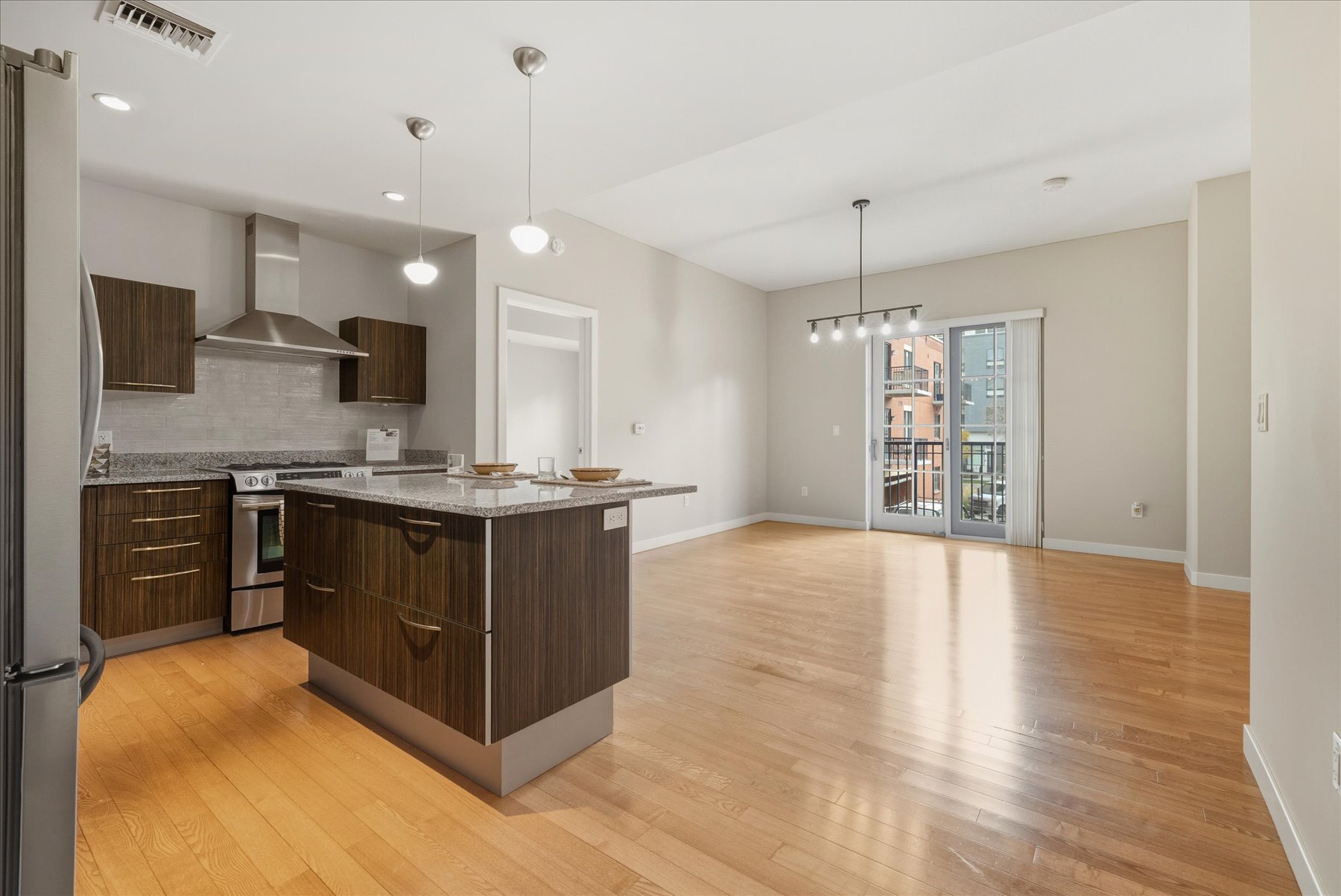 Building Photo - 410 Acoma St