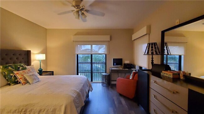 Building Photo - 2509 N Ocean Blvd