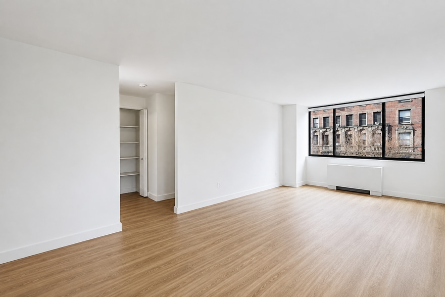Building Photo - 302 W 98th St