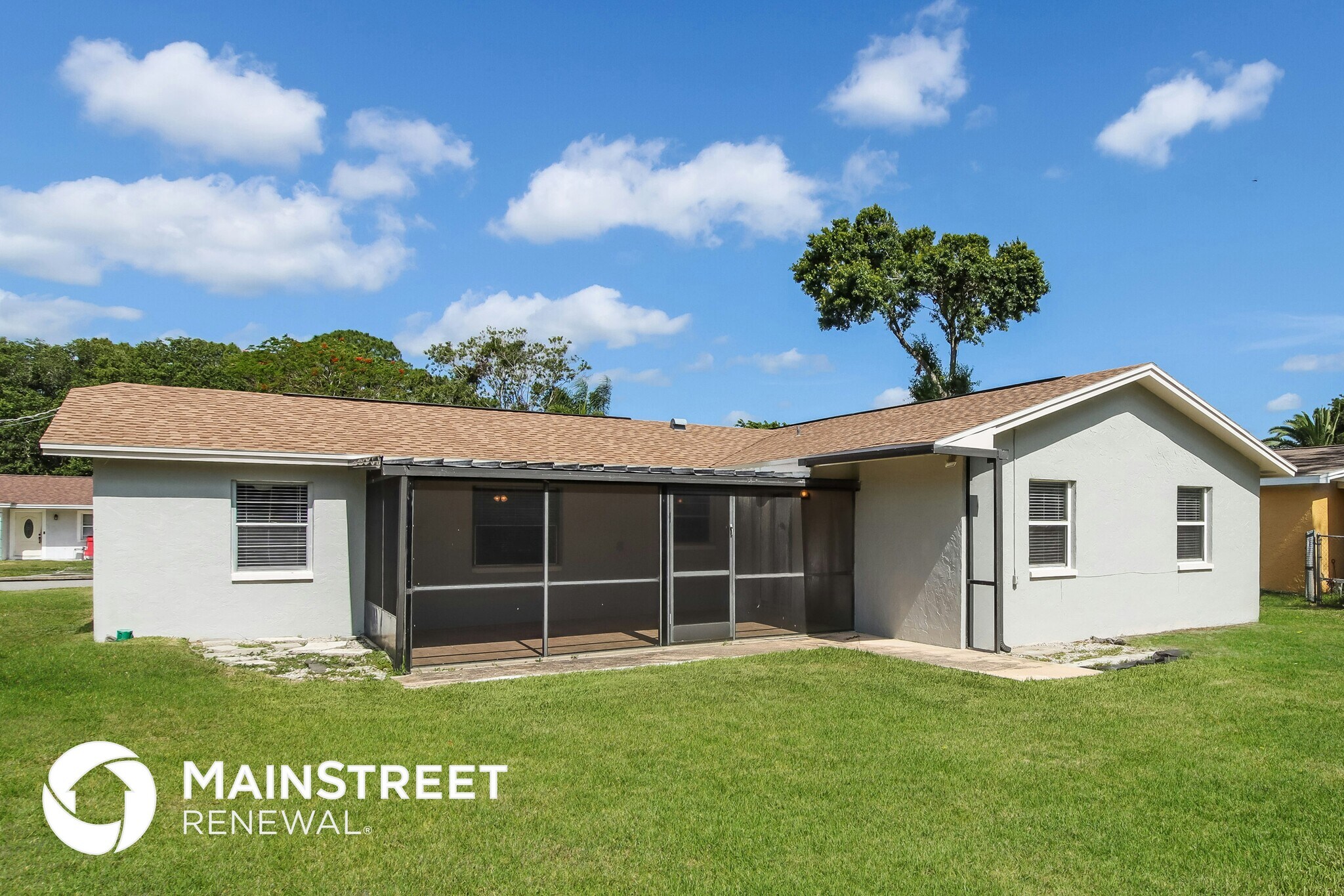 Building Photo - 282 E Haven Dr