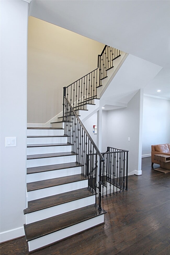 Building Photo - 1317 Bomar St