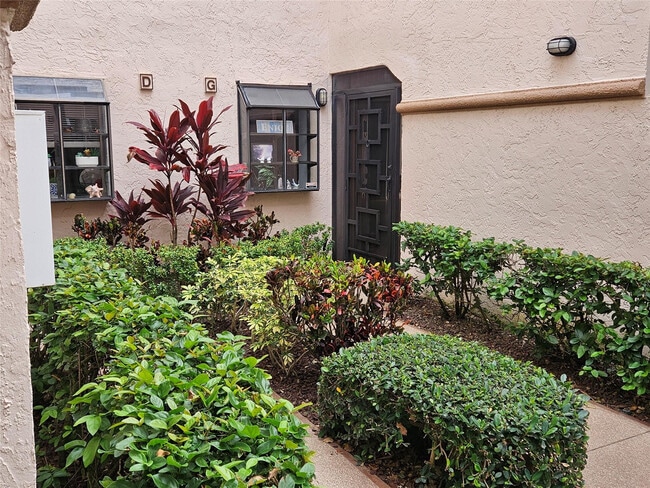 Building Photo - 5203 Europa Dr