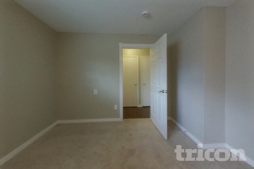 Building Photo - 6627 Cache Dr