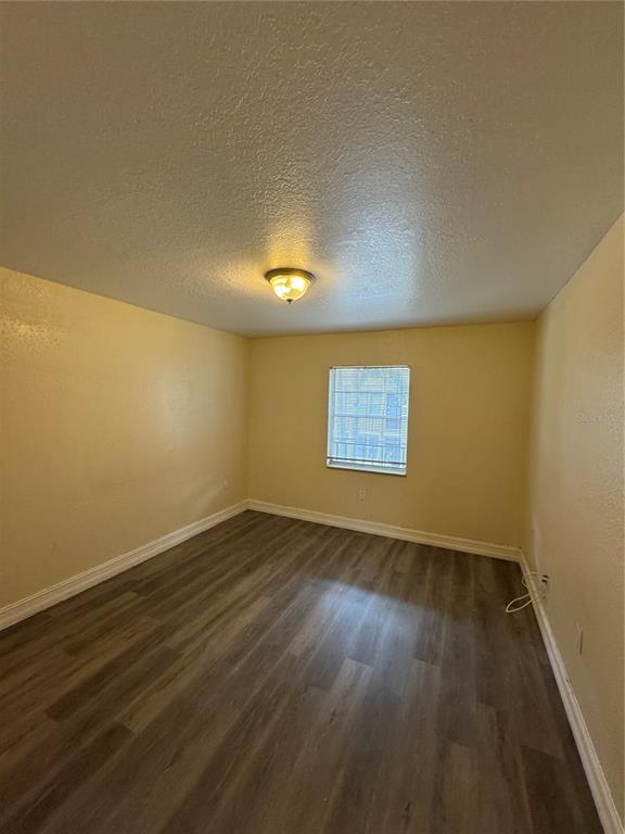 Building Photo - 5221 Bayshore Blvd