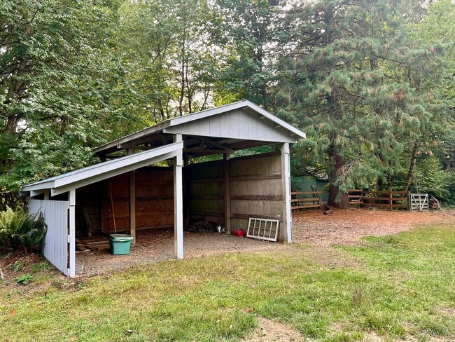 Building Photo - Updated 1920 Farmhouse - Many Special Feat...