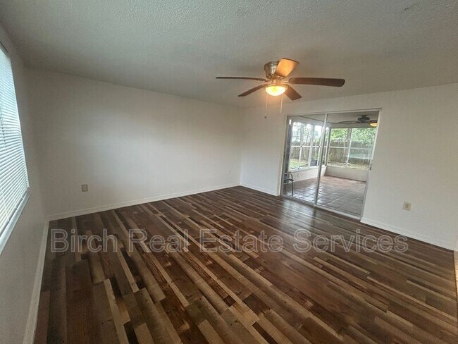 Building Photo - 7602 Cumber Dr