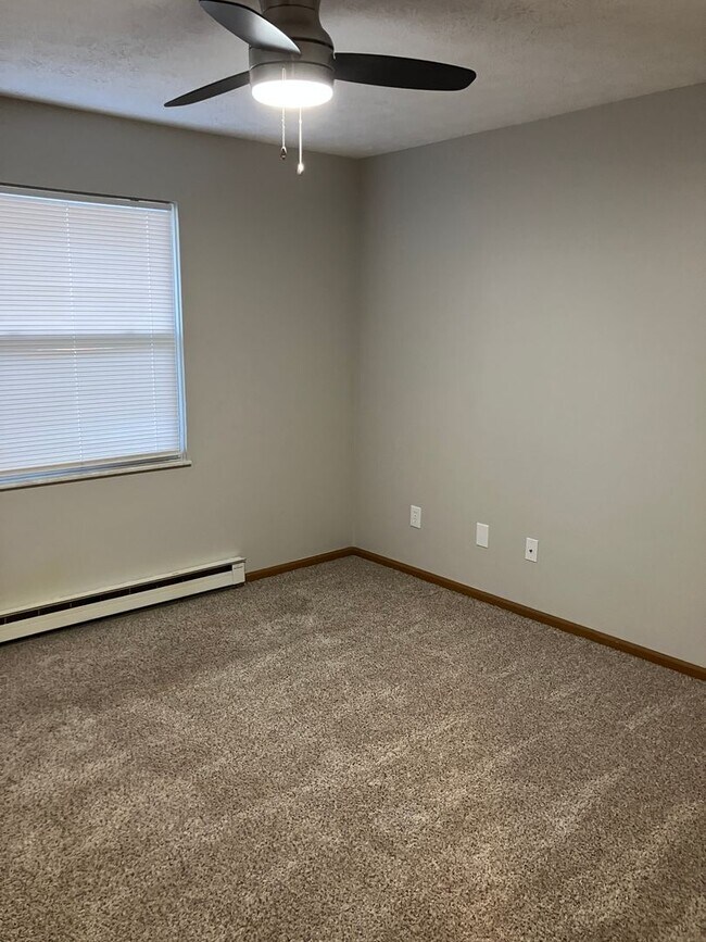 Building Photo - 1205 Bunker Hill Ct