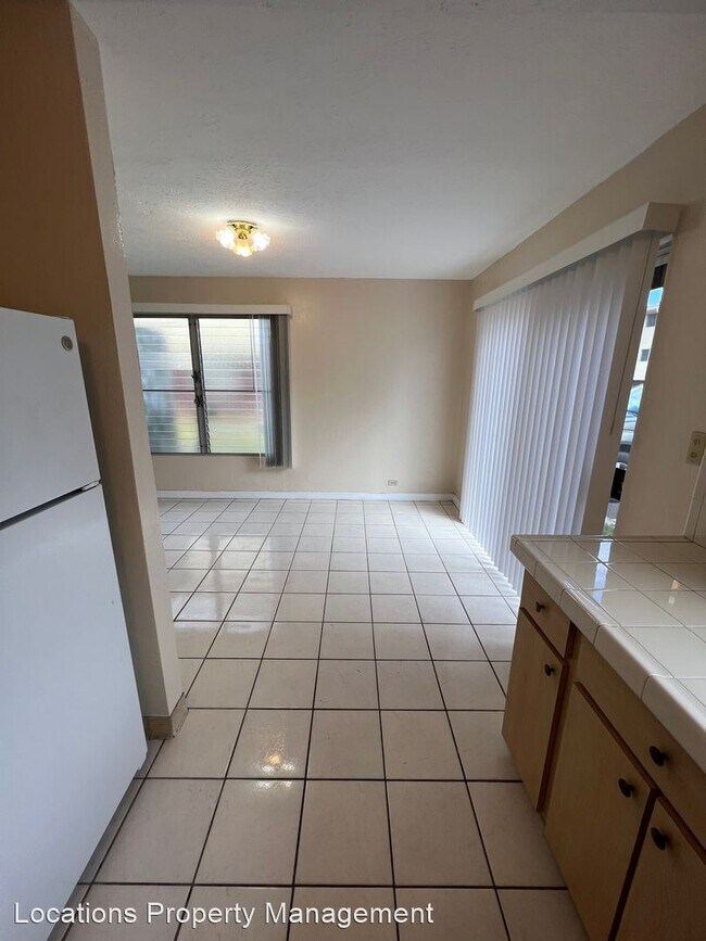 Building Photo - 3 br, 2 bath House - 827 Ala Lilikoi Stree...