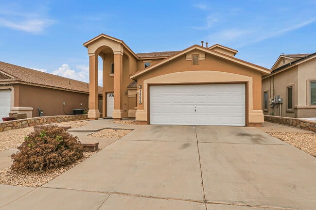 Building Photo - 2-story 3 bed 2.5 bath with loft home in Northeast El Paso
