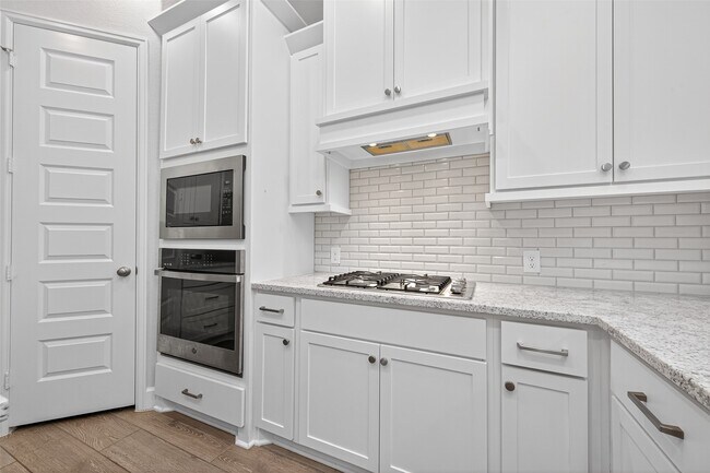 Building Photo - 16010 Harvest Moon Ct