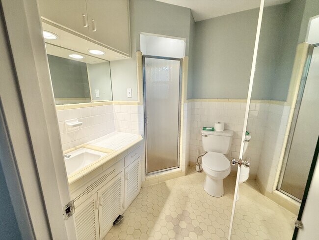 Building Photo - 102 Blueridge Pl