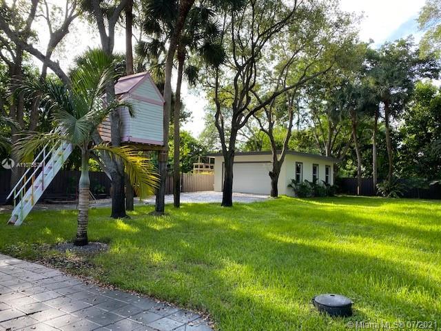 Building Photo - 8425 SW 58th St