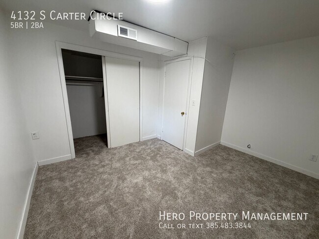 Building Photo - 4132 S Carter Cir
