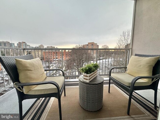 Building Photo - 4977 Battery Ln