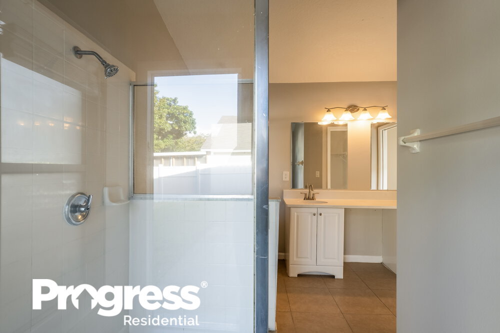 Building Photo - 7640 Hidden Cypress Dr