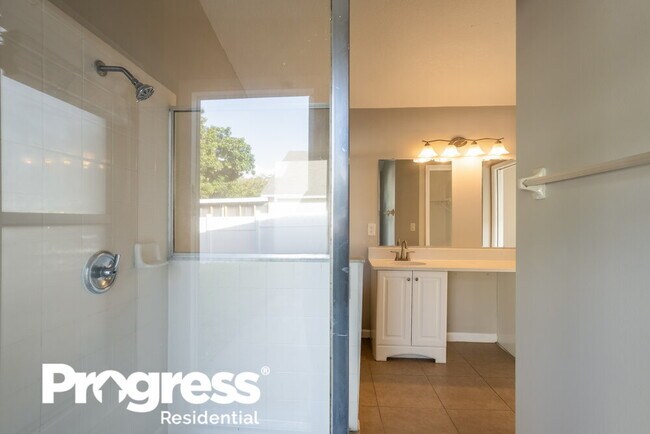 Building Photo - 7640 Hidden Cypress Dr