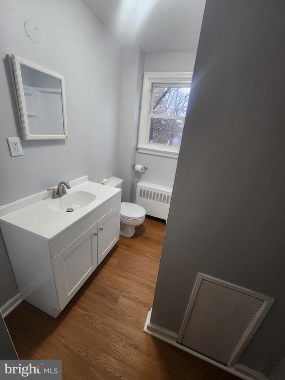 Building Photo - 17 Malan Ave