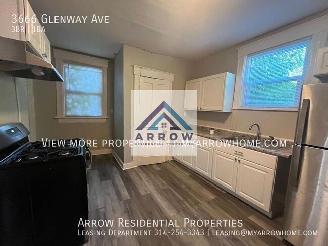 Building Photo - 3666 Glenway Ave