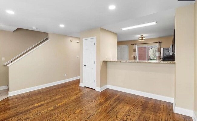 Building Photo - 3920 Folsom Ave
