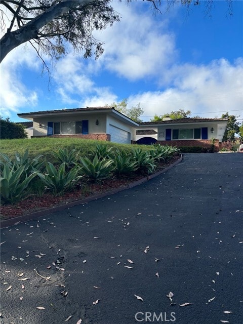 Building Photo - 3421 Palos Verdes Dr N