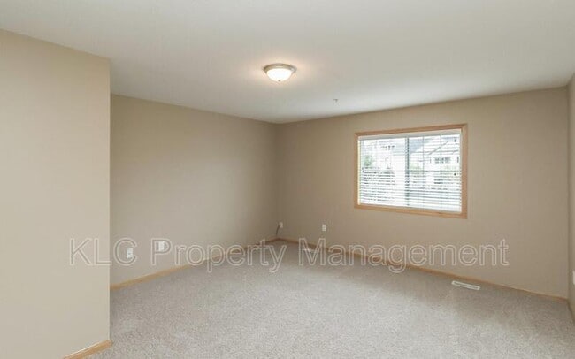 Building Photo - 8610 EP True Pkwy