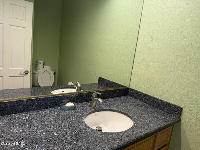 Building Photo - 8377 E Thoroughbred Trail