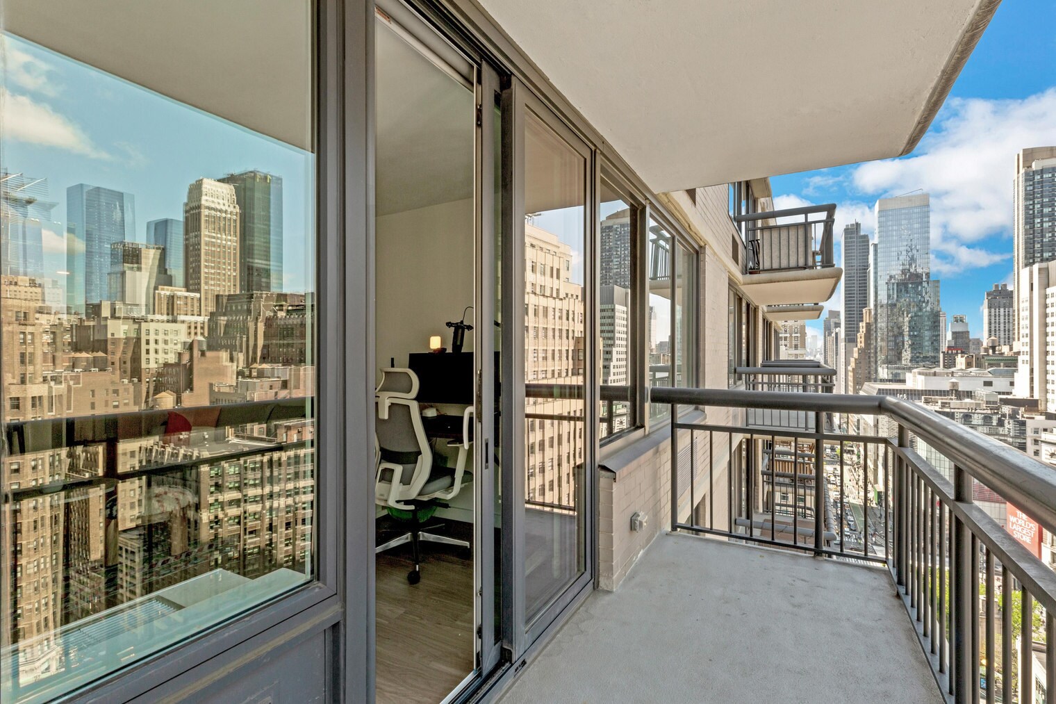 Building Photo - 64B W 37th St