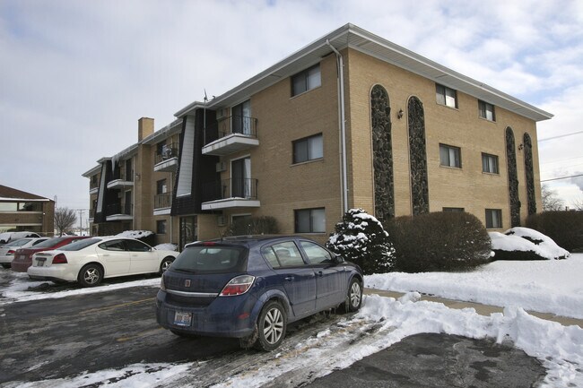 Building Photo - Oneida Court Apartments