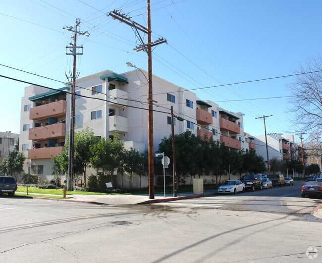 NoHo Village Apartments 11270 Otsego St North Hollywood CA 91601