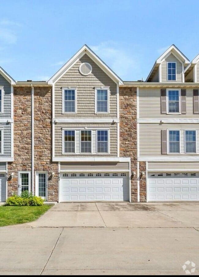 Building Photo - Series 6102 Of Simple Joy, LLC