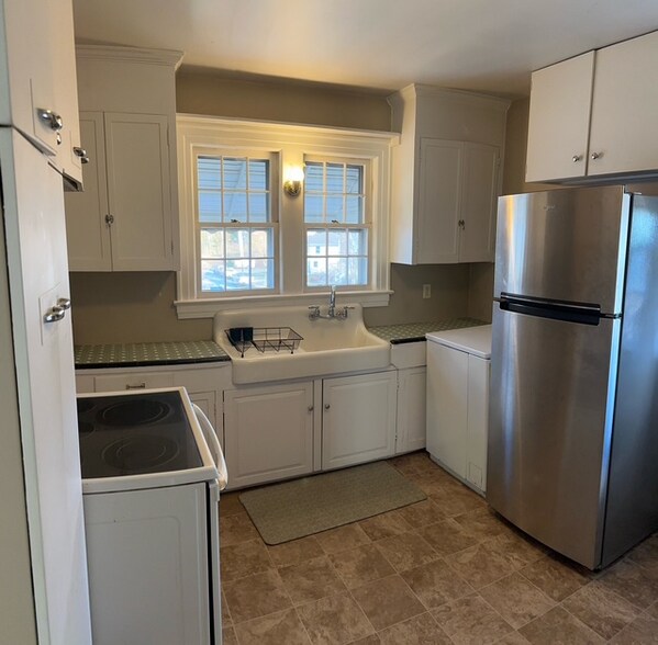 Building Photo - 601 Pitt St