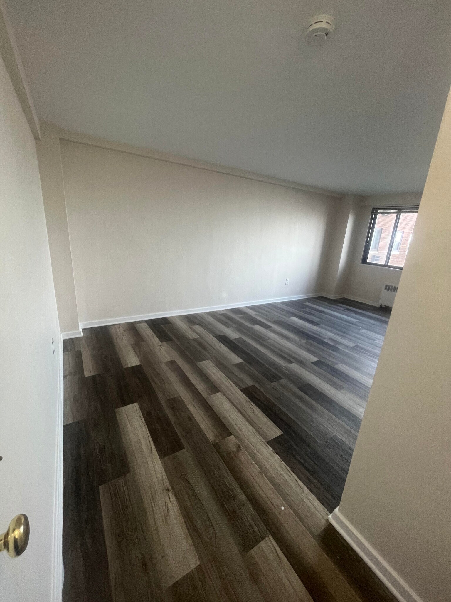 Building Photo - 11720 Edgewater Dr