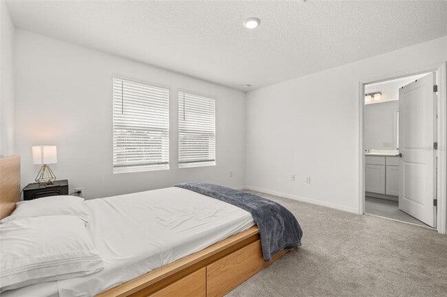 Building Photo - 3575 Landing Net Dr