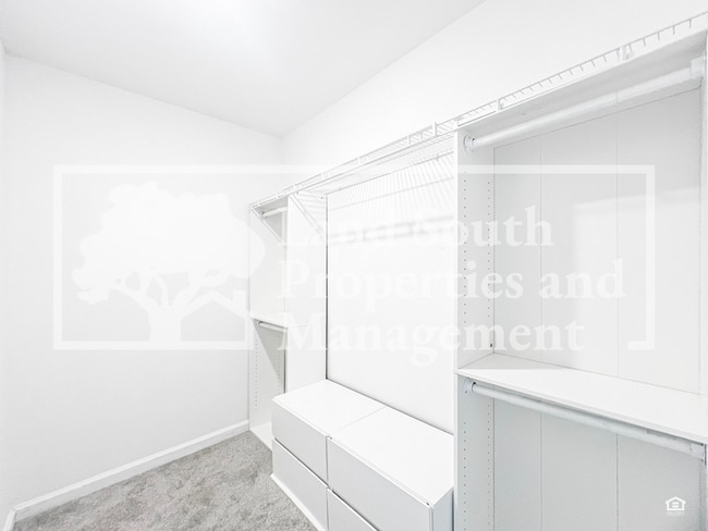 Building Photo - 4811 Rigging St