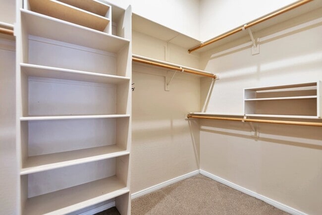 Building Photo - Experience luxury living in the prestigious Gainey Village!