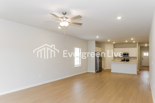 Building Photo - 154 Fenwick Pl