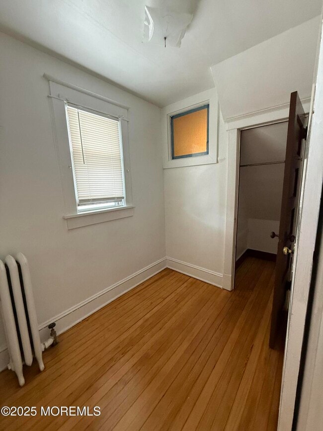 Building Photo - 115 N 3rd Ave