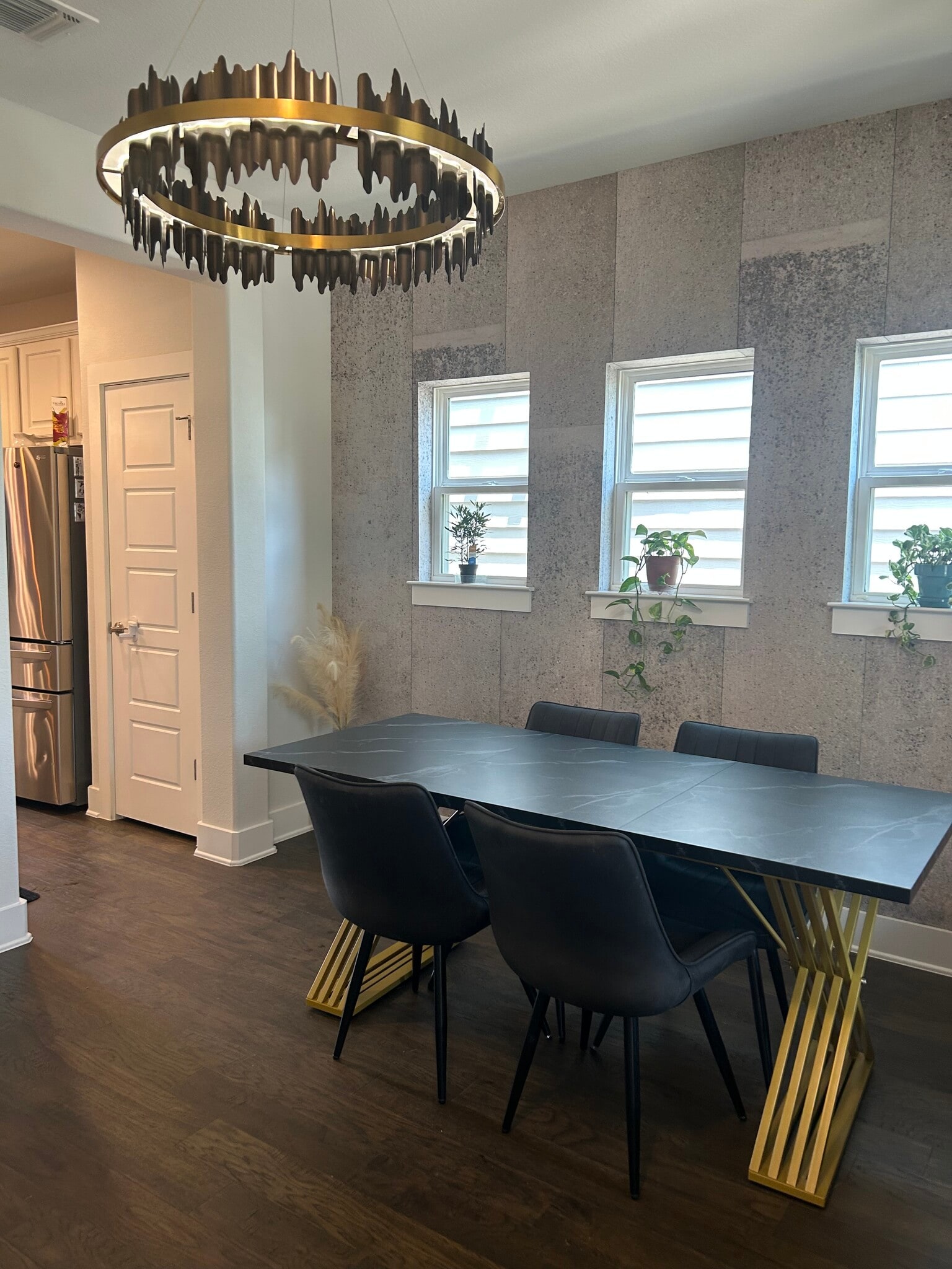 Shared Dining Room - Table Provided - 9126 Cattle Baron Path
