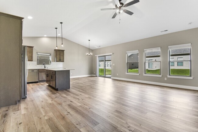 Building Photo - 1603 Patton Dr