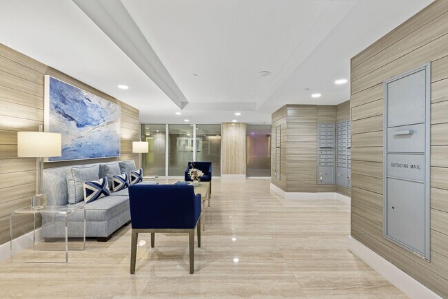 Building Photo - 2773 S Ocean Blvd